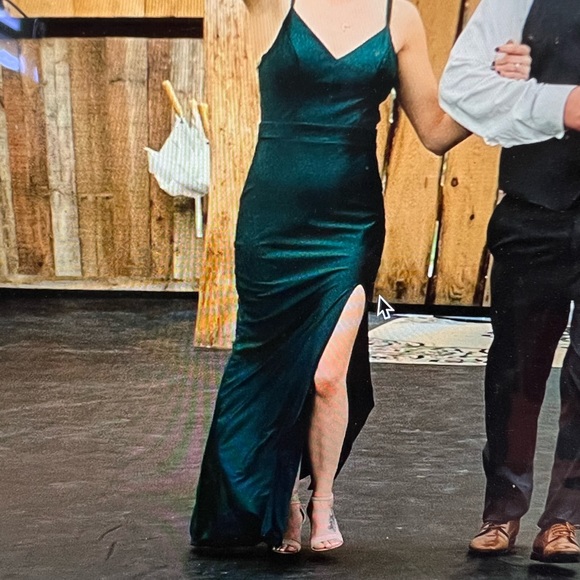 Hunter Green Bridesmaids Dress Size 5 - Picture 7 of 9